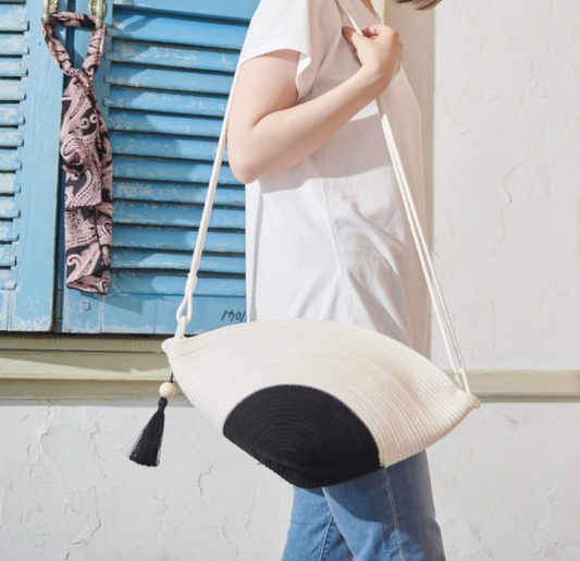 Clam Crossbody Bags