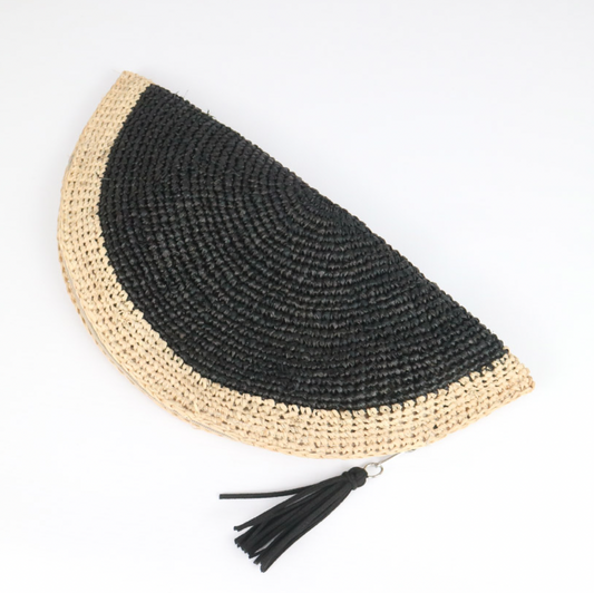 Neutral Raffia Clutches