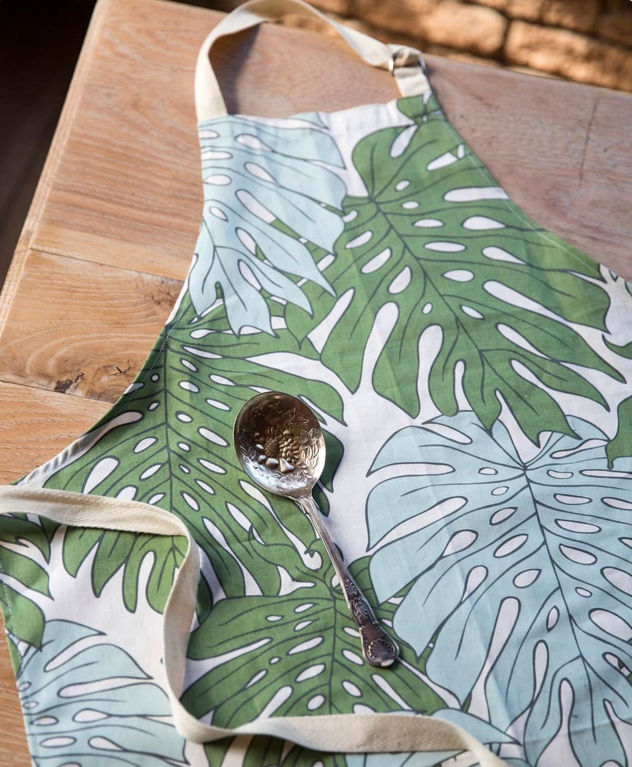 Monstera Apron