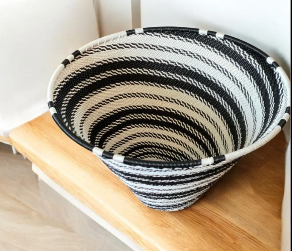 Telephone Wire Large Cone Bowl- Thick Swirl