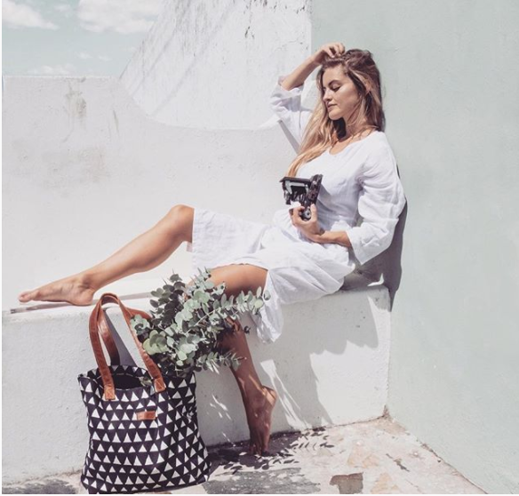 Love Milo Totes
