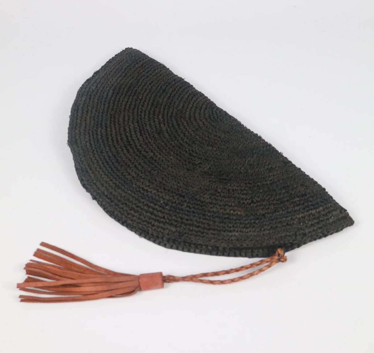 Neutral Raffia Clutches