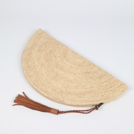 Neutral Raffia Clutches
