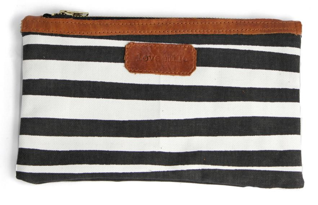 Retro Chic Pouch